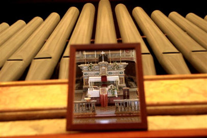 organo Lingiardi croce facciata foto Bellini